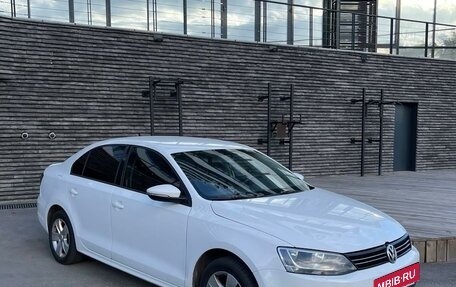 Volkswagen Jetta VI, 2012 год, 1 150 000 рублей, 3 фотография