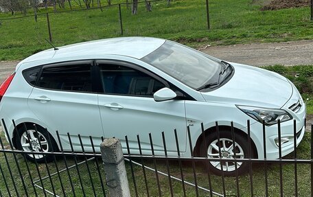 Hyundai Solaris II рестайлинг, 2015 год, 1 100 000 рублей, 12 фотография