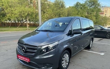 Mercedes-Benz Vito, 2019 год, 4 180 000 рублей, 4 фотография