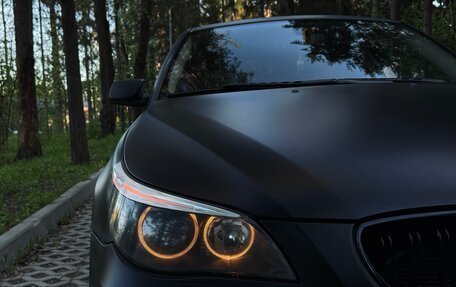 BMW 5 серия, 2005 год, 1 фотография