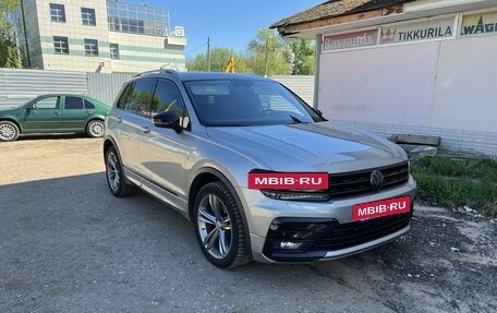 Volkswagen Tiguan II, 2018 год, 3 120 000 рублей, 4 фотография