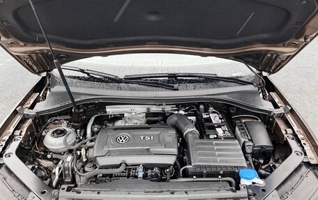 Volkswagen Tiguan II, 2018 год, 3 399 000 рублей, 9 фотография