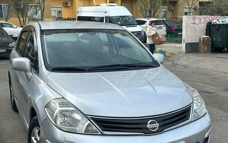 Nissan Tiida, 2011 год, 890 000 рублей, 3 фотография