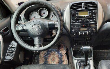 Toyota RAV4, 2005 год, 1 237 999 рублей, 9 фотография