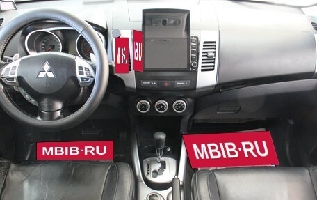Mitsubishi Outlander III рестайлинг 3, 2008 год, 1 249 000 рублей, 8 фотография