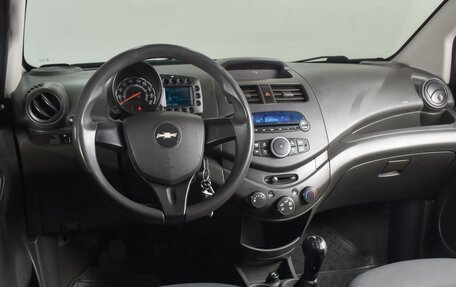 Chevrolet Spark III, 2011 год, 629 000 рублей, 6 фотография