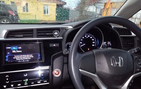 Honda Fit III, 2018 год, 1 380 000 рублей, 10 фотография
