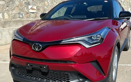 Toyota C-HR I рестайлинг, 2018 год, 2 100 000 рублей, 5 фотография