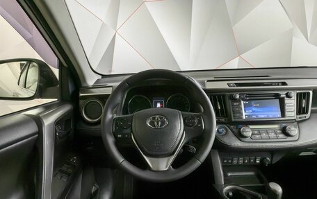 Toyota RAV4, 2016 год, 2 398 000 рублей, 15 фотография