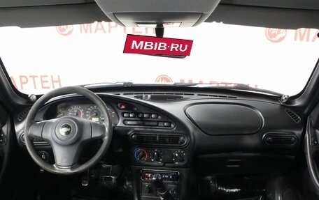 Chevrolet Niva I рестайлинг, 2011 год, 590 000 рублей, 17 фотография
