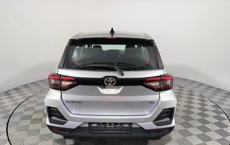Toyota Raize I, 2022 год, 2 700 000 рублей, 4 фотография