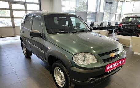 Chevrolet Niva I рестайлинг, 2018 год, 959 000 рублей, 3 фотография