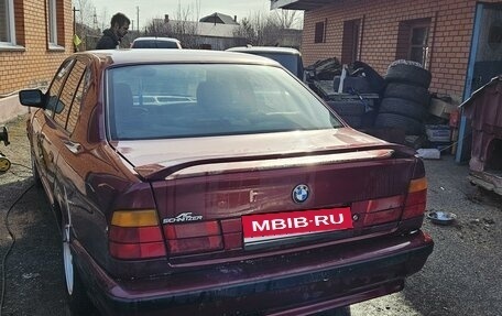 BMW 5 серия, 1990 год, 350 000 рублей, 3 фотография