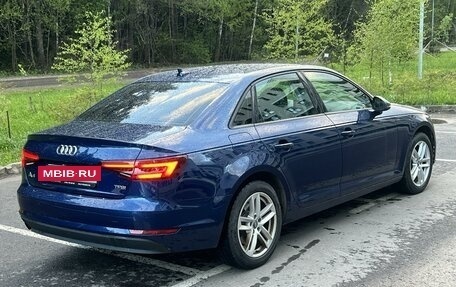 Audi A4, 2018 год, 2 450 000 рублей, 13 фотография