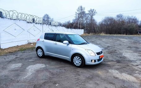 Suzuki Swift III, 2005 год, 600 000 рублей, 2 фотография