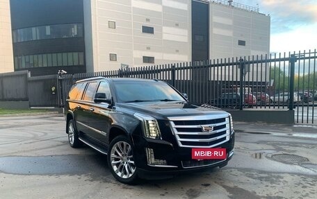 Cadillac Escalade IV, 2019 год, 7 900 000 рублей, 3 фотография