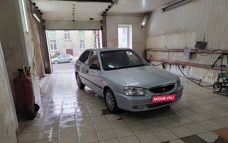 Hyundai Accent II, 2005 год, 340 000 рублей, 2 фотография