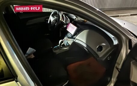 Chevrolet Cruze II, 2012 год, 650 000 рублей, 6 фотография