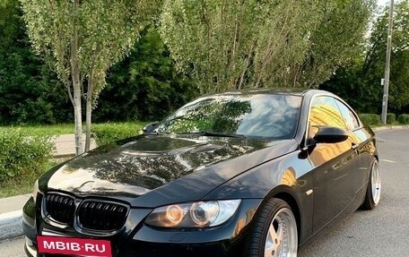 BMW 3 серия, 2007 год, 1 700 000 рублей, 2 фотография