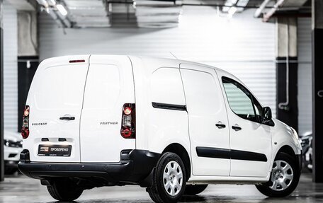 Peugeot Partner II рестайлинг 2, 2014 год, 915 000 рублей, 2 фотография