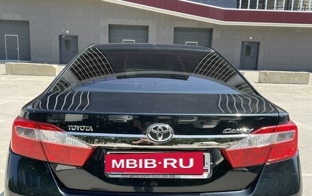 Toyota Camry, 2014 год, 1 945 000 рублей, 6 фотография