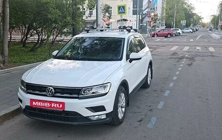 Volkswagen Tiguan II, 2017 год, 2 100 000 рублей, 3 фотография
