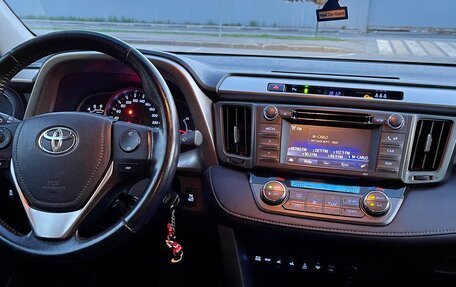 Toyota RAV4, 2014 год, 2 300 000 рублей, 8 фотография