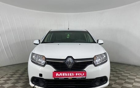 Renault Logan II, 2017 год, 740 000 рублей, 2 фотография