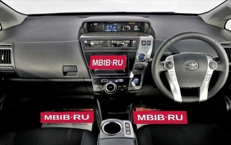 Toyota Prius Alpha I (ZVW40/41), 2014 год, 1 598 000 рублей, 6 фотография