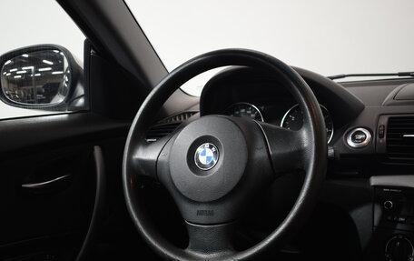 BMW 1 серия, 2011 год, 869 000 рублей, 10 фотография
