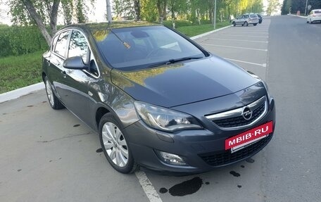 Opel Astra J, 2010 год, 797 000 рублей, 6 фотография