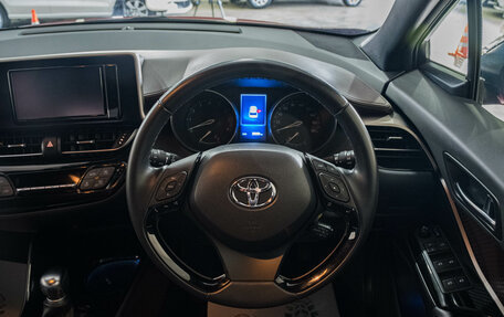 Toyota C-HR I рестайлинг, 2018 год, 2 629 000 рублей, 17 фотография