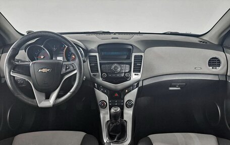 Chevrolet Cruze II, 2011 год, 716 000 рублей, 14 фотография