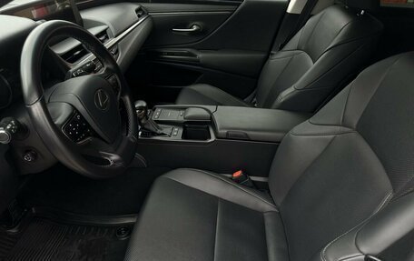 Lexus ES VII, 2019 год, 4 750 000 рублей, 19 фотография