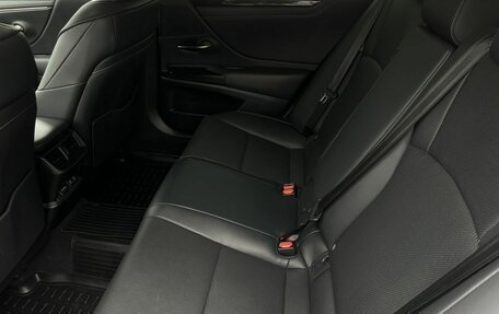 Lexus ES VII, 2019 год, 4 750 000 рублей, 21 фотография