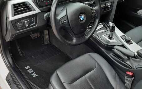 BMW 3 серия, 2013 год, 2 010 000 рублей, 33 фотография