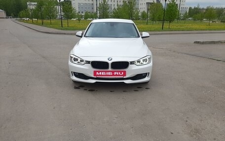 BMW 3 серия, 2013 год, 2 010 000 рублей, 21 фотография