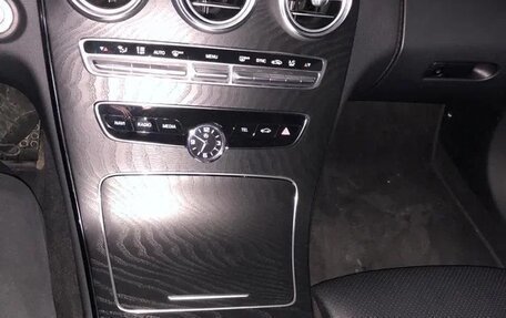 Mercedes-Benz C-Класс, 2019 год, 4 100 000 рублей, 22 фотография