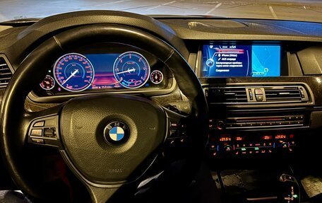 BMW 5 серия, 2015 год, 3 260 000 рублей, 8 фотография