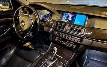 BMW 5 серия, 2015 год, 3 260 000 рублей, 7 фотография