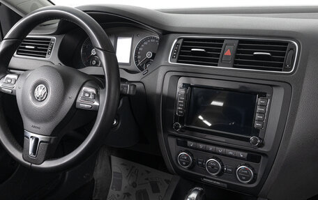 Volkswagen Jetta VI, 2013 год, 1 099 000 рублей, 9 фотография
