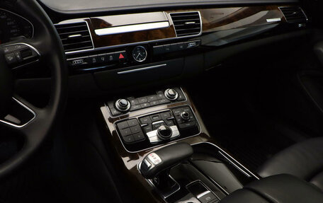 Audi A8, 2013 год, 3 097 000 рублей, 18 фотография