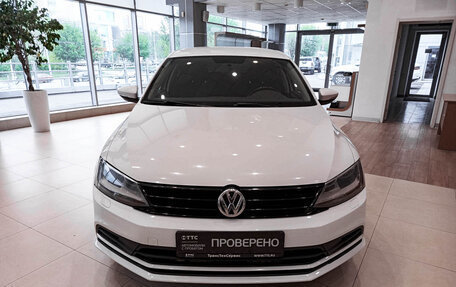 Volkswagen Jetta VI, 2017 год, 1 600 000 рублей, 2 фотография