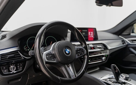 BMW 5 серия, 2018 год, 4 000 000 рублей, 9 фотография