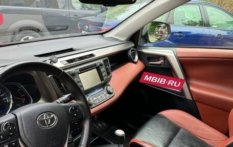 Toyota RAV4, 2013 год, 2 050 000 рублей, 11 фотография