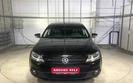 Volkswagen Jetta VI, 2012 год, 999 000 рублей, 2 фотография