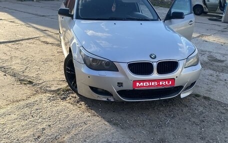 BMW 5 серия, 2008 год, 870 000 рублей, 15 фотография