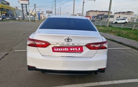 Toyota Camry, 2019 год, 2 150 000 рублей, 3 фотография