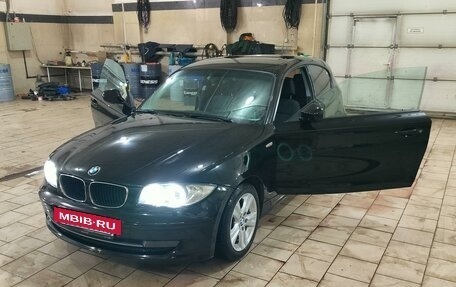 BMW 1 серия, 2011 год, 1 150 000 рублей, 7 фотография