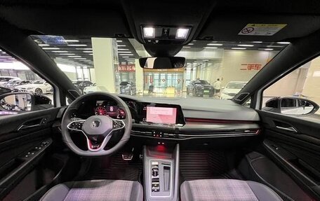 Volkswagen Golf GTI, 2021 год, 2 910 111 рублей, 7 фотография